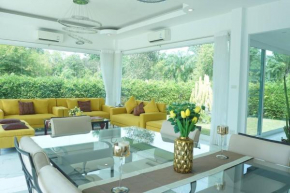 CoaSea Pool Villa - 3 Bedrooms 3.5 Bathrooms